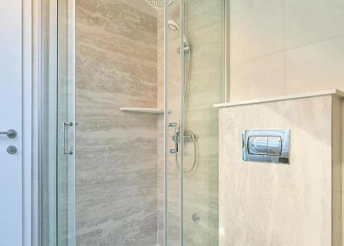 Sophie 2 - Old Town Heritage Apartment *